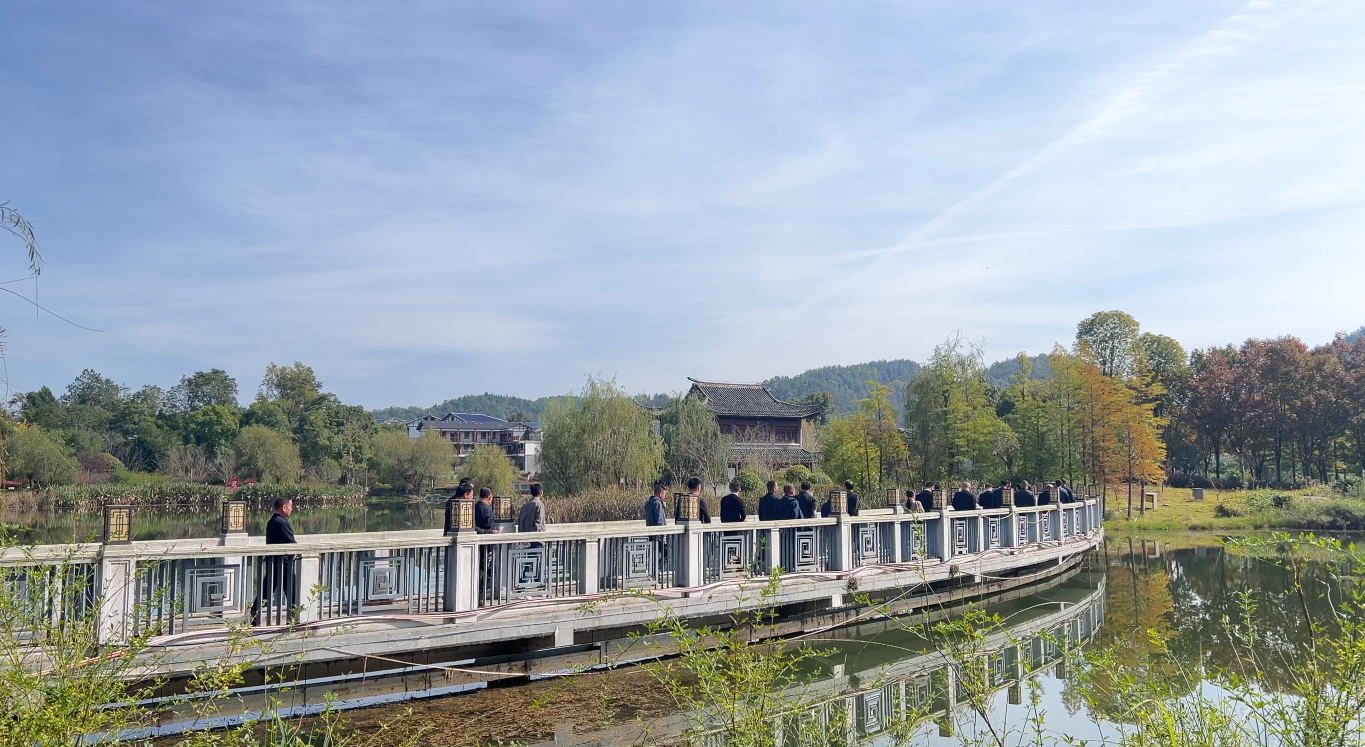 1702974015199879.png 酒店.png