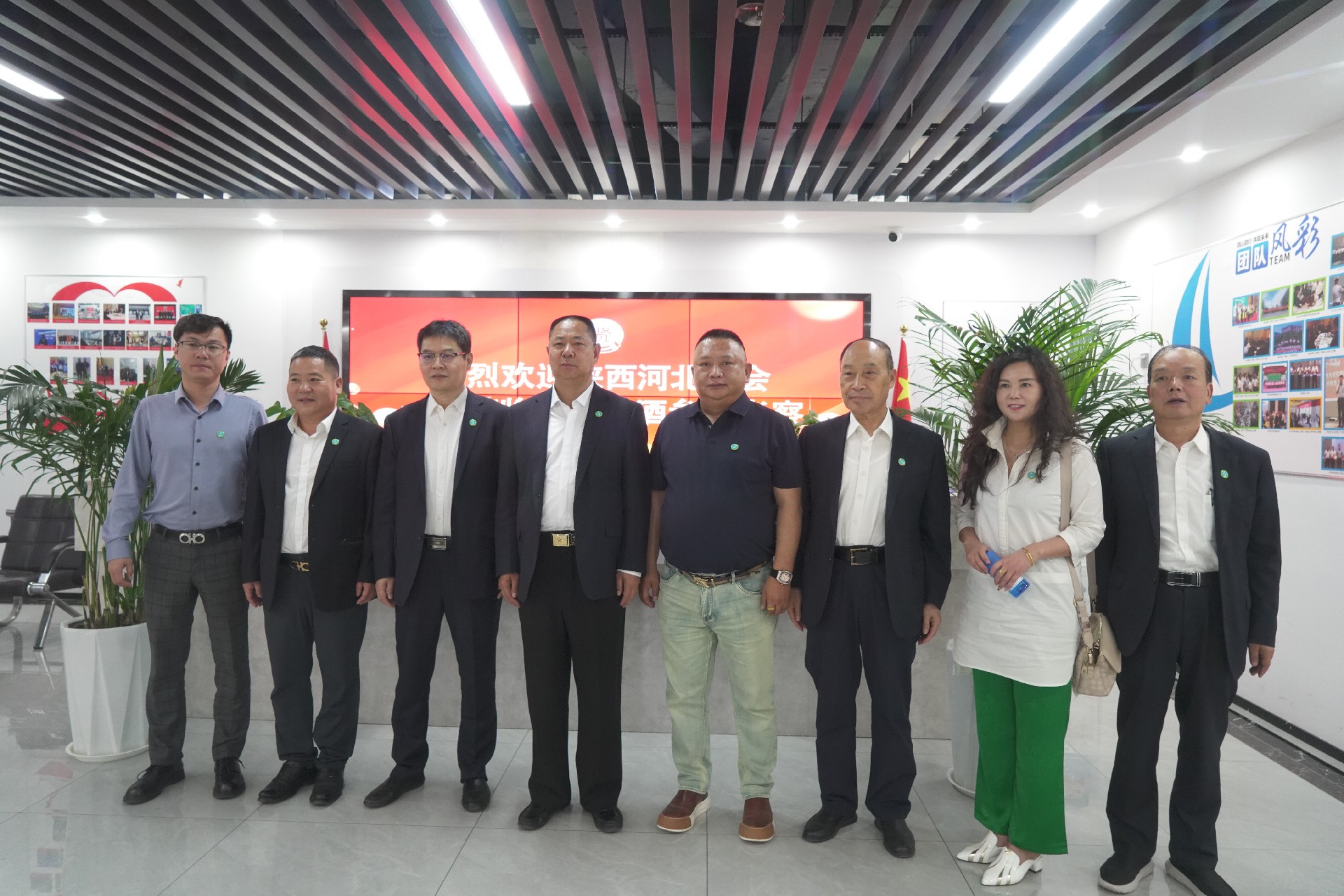 �����ӱ��̻������ݰ�ٹ����;ƿ���Ǣ̸����ı������ƪ��