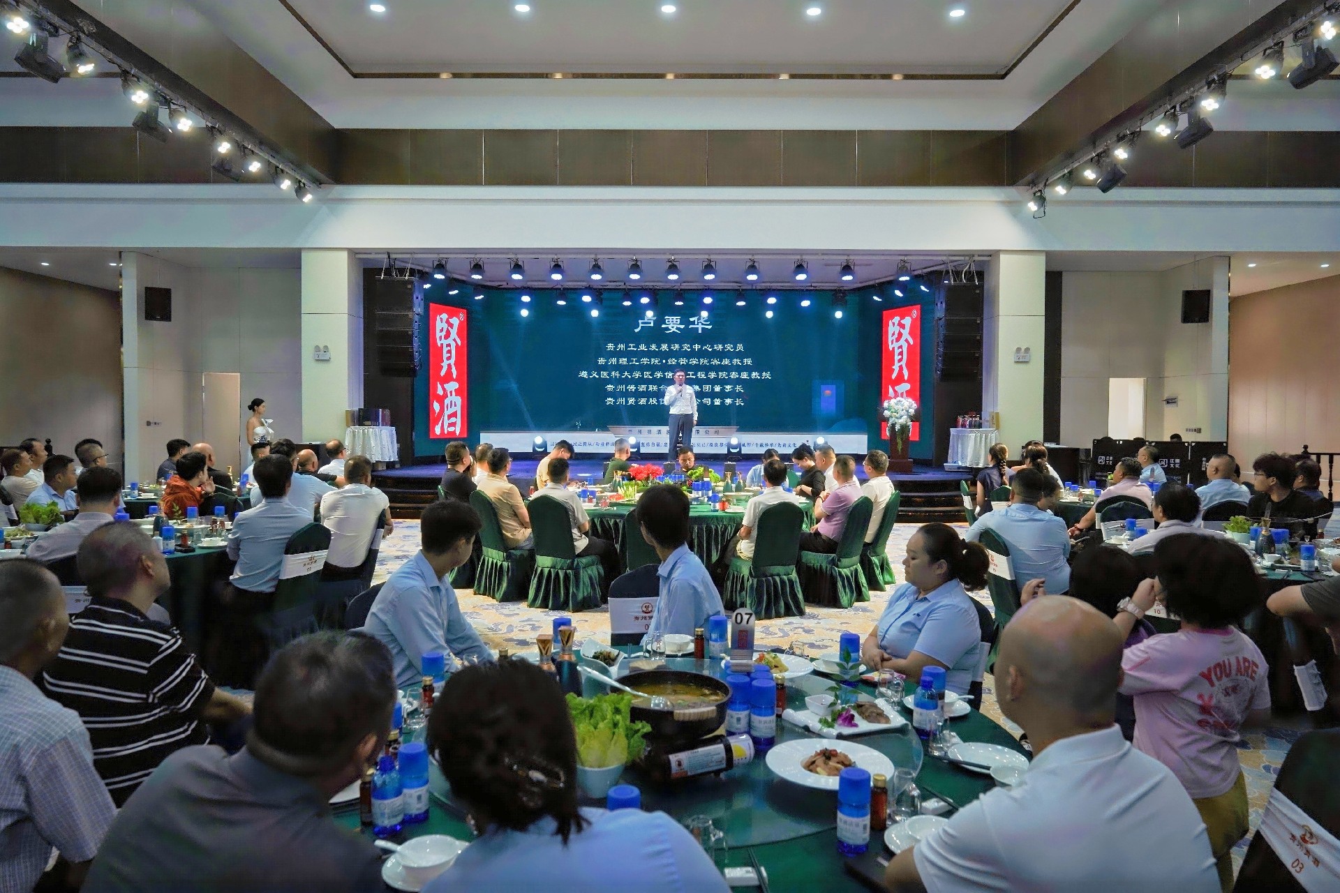 ʢ��ǭ��?����δ���������;�8���׳����Ĳ�ƷƷ��������ʢ��Բ����Ļ